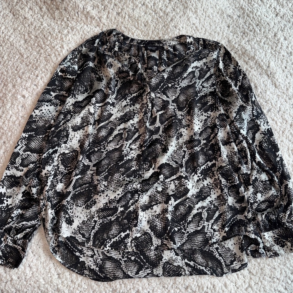 Simply Vera Vera Wang Snake Print Blouse